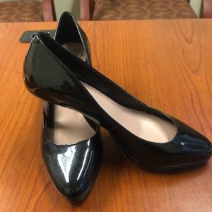 Gorgeous Black Patent Leather Vince Camuto Pump